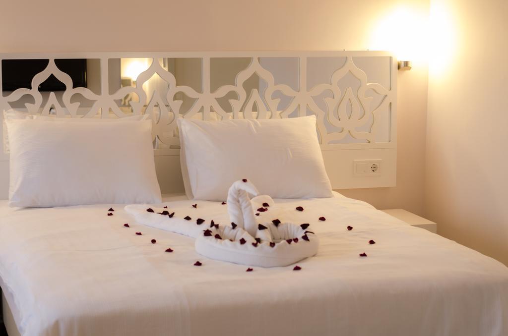 Cimenoglu Hotel Денизли Екстериор снимка