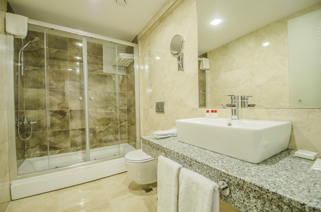 Cimenoglu Hotel Денизли Стая снимка