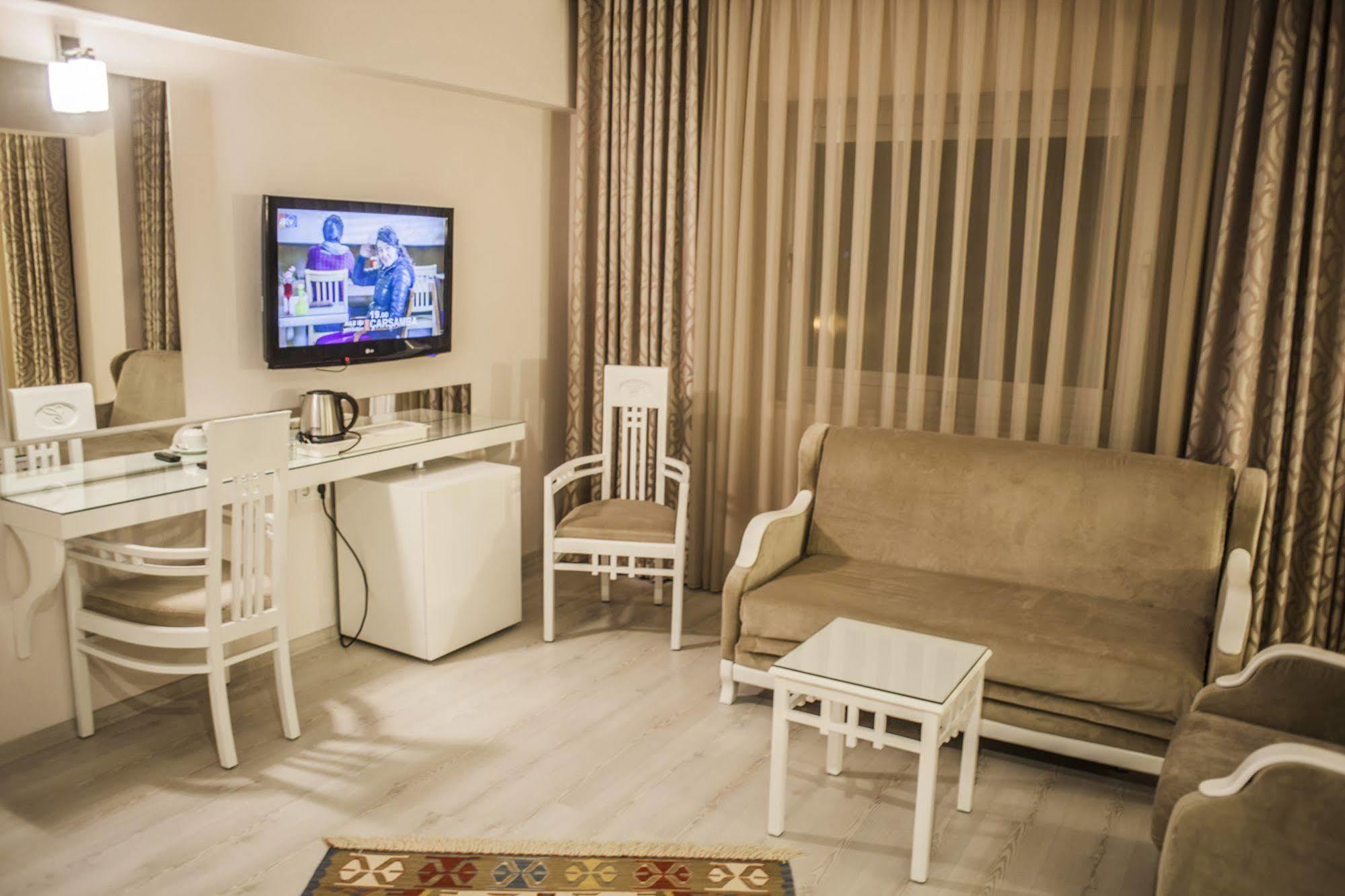 Cimenoglu Hotel Денизли Екстериор снимка