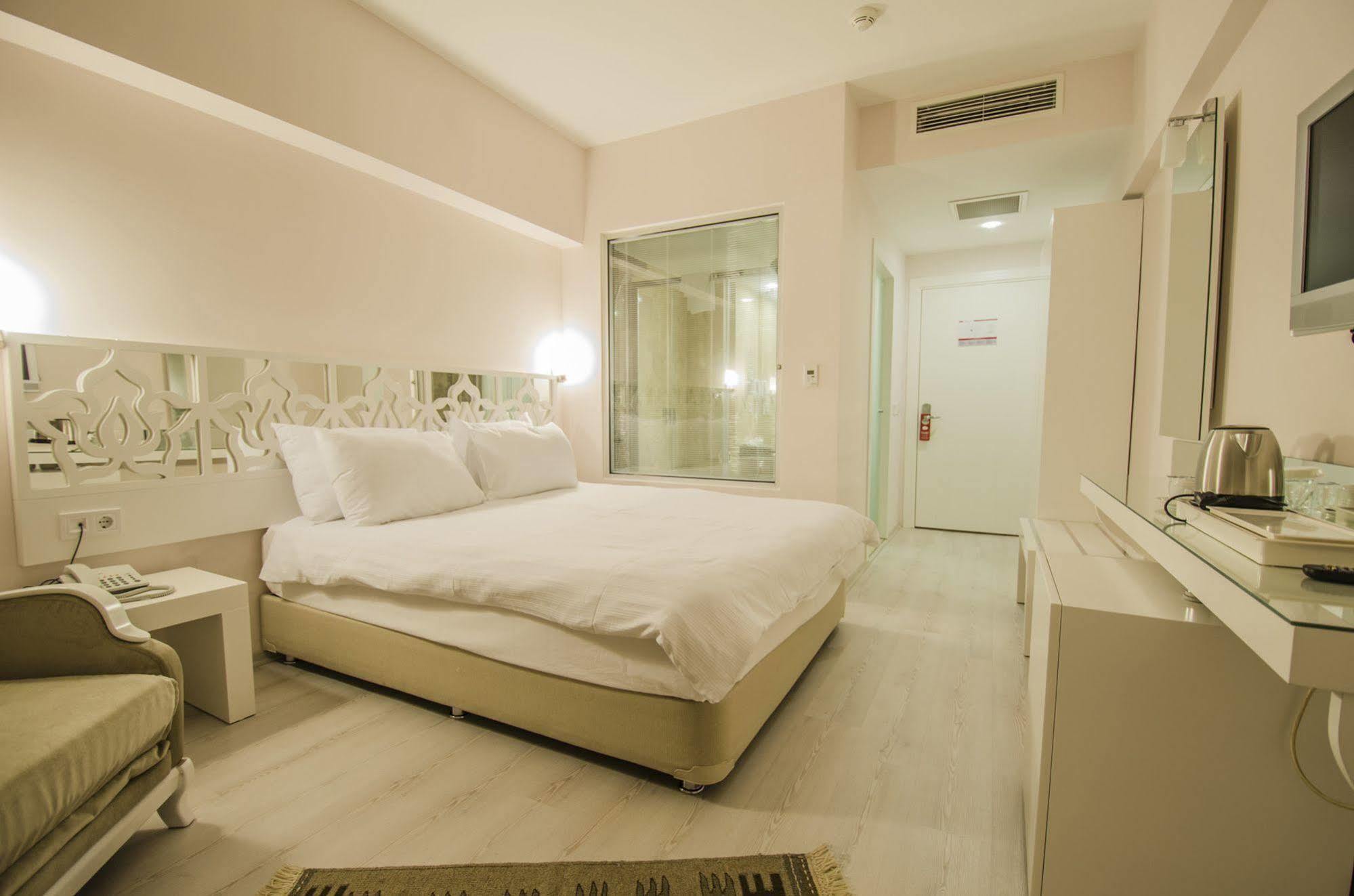 Cimenoglu Hotel Денизли Екстериор снимка